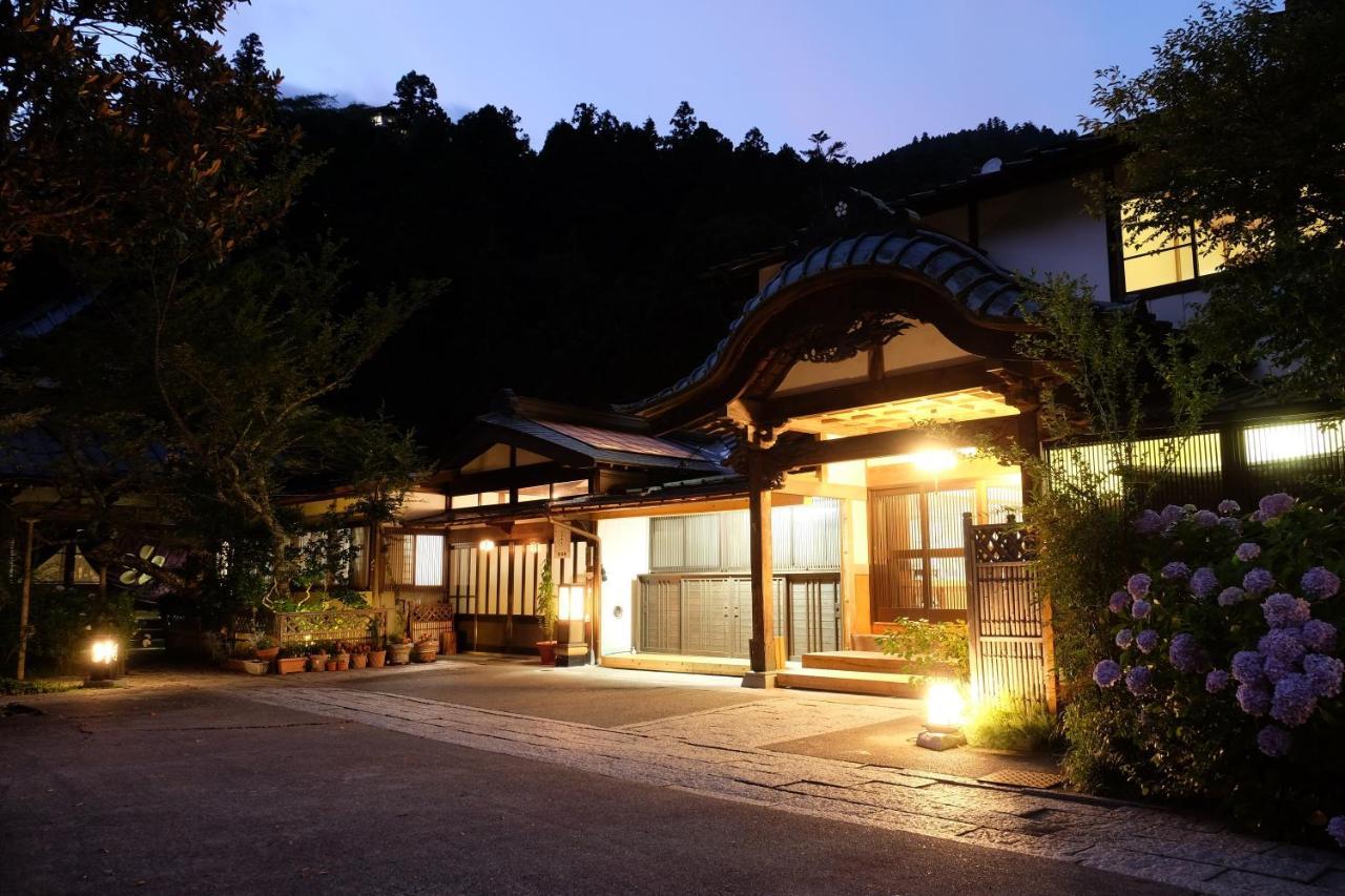 Temple Lodging Shukubo Kakurinbo Minobu Exterior photo