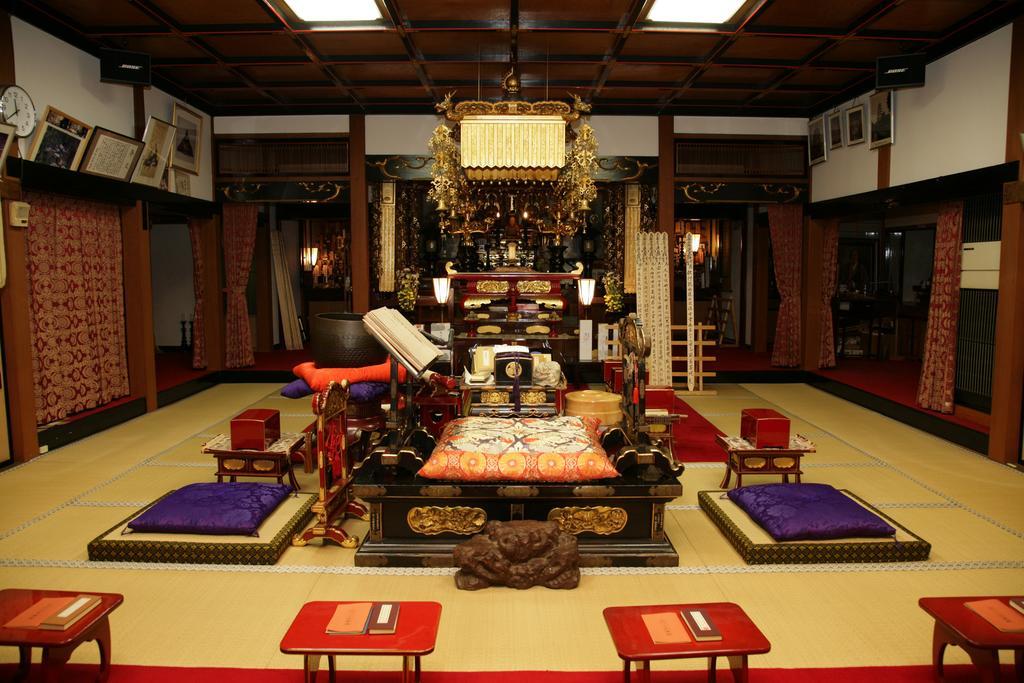 Temple Lodging Shukubo Kakurinbo Minobu Exterior photo